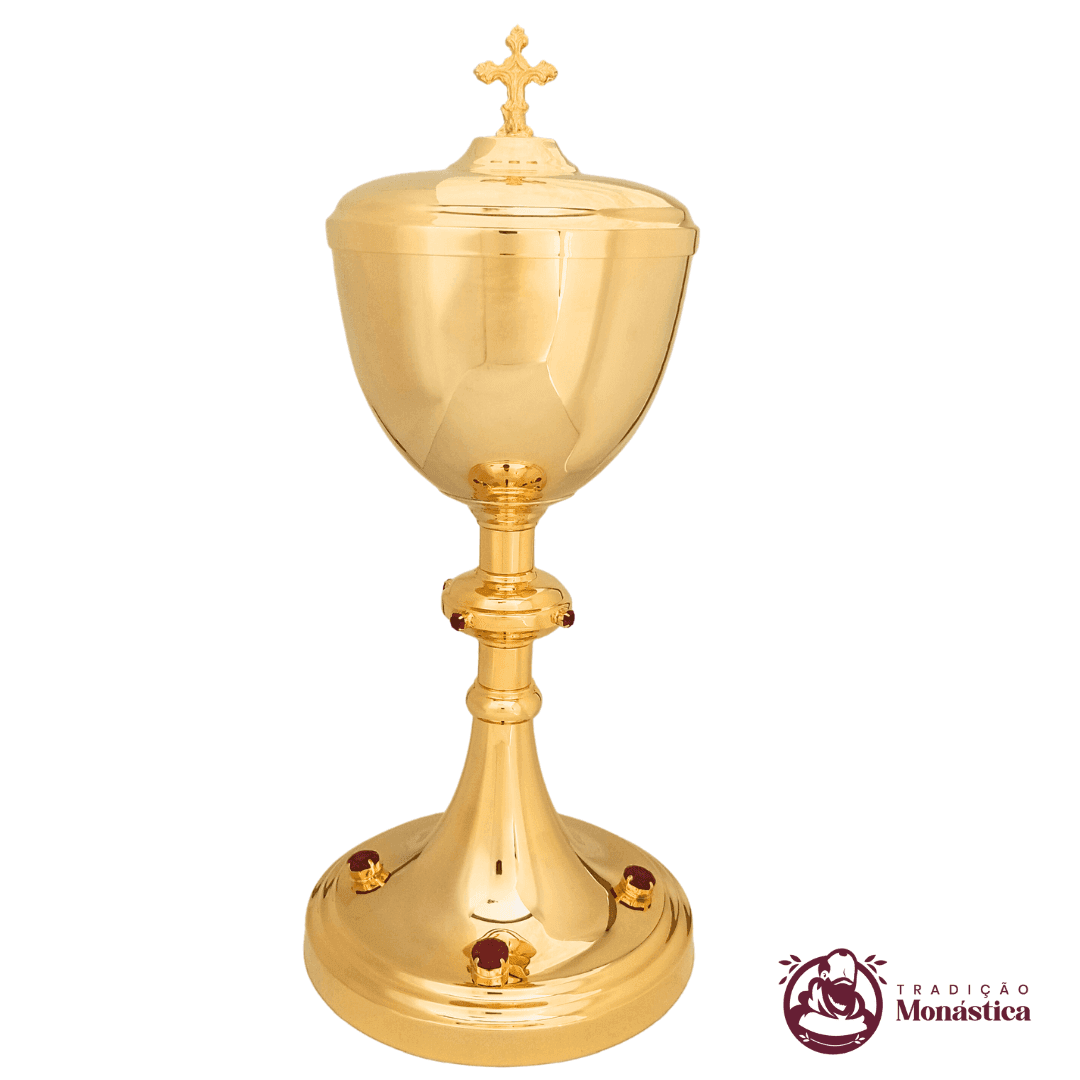 Cibório Banhado em Ouro com Detalhes em Pedras Vermelhas  - 1