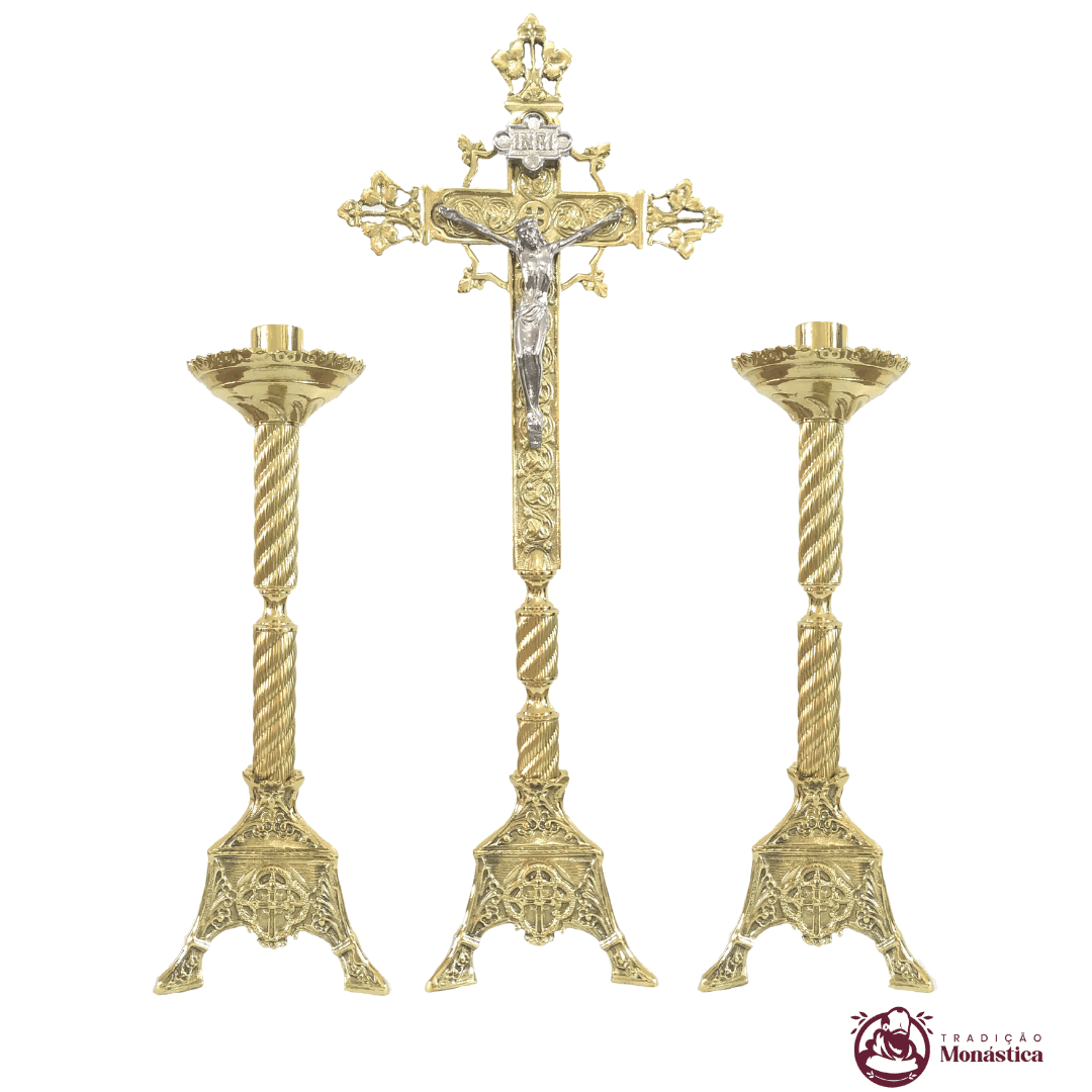 Conjunto de Castiçal Médio de Vela e Cruz para Altar - 7pçs Bronze - 2