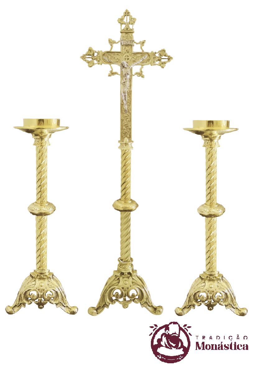 Conjunto de Castiçais de Vela e Cruz Para Altar - Tripé - 3pçs Bronze - 1