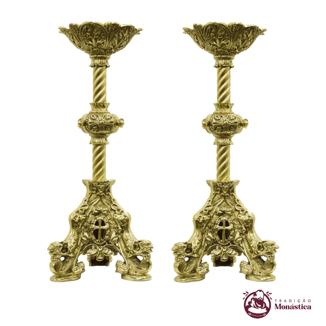 Conjunto de Castiçal de Vela para Altar - Trabalhado - 2pçs Bronze Conjunto de Castiçal de Vela para Altar - Trabalhado - 2pçs Bronze
