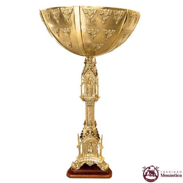 Pia Batismal Gótica - Feita em Bronze Pia Batismal Gótica - Feita em Bronze