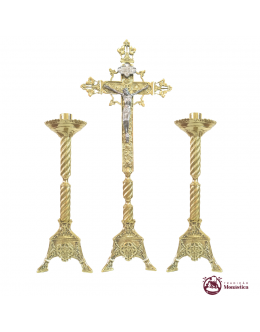 Conjunto De Castiçal de Vela Médio E Cruz Para Altar - Feito Em Bronze 