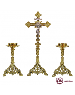 Conjunto de Castiçais de Vela e Cruz Para Altar - Base Pé Leão 